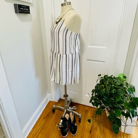 NWT LOFT Stripped Romper with Pockets 😍 - Picture 8 of 12